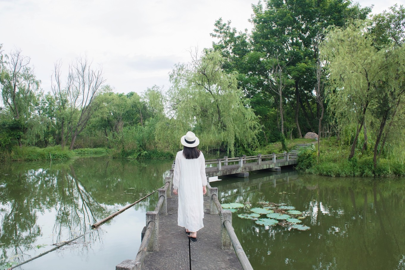 绿色世界花的海洋，在十里芳菲宠爱自己的24小时