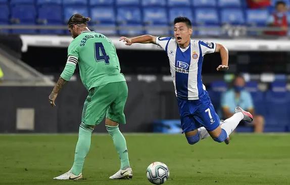 武磊今日表现,武磊今夜惊艳全场视频