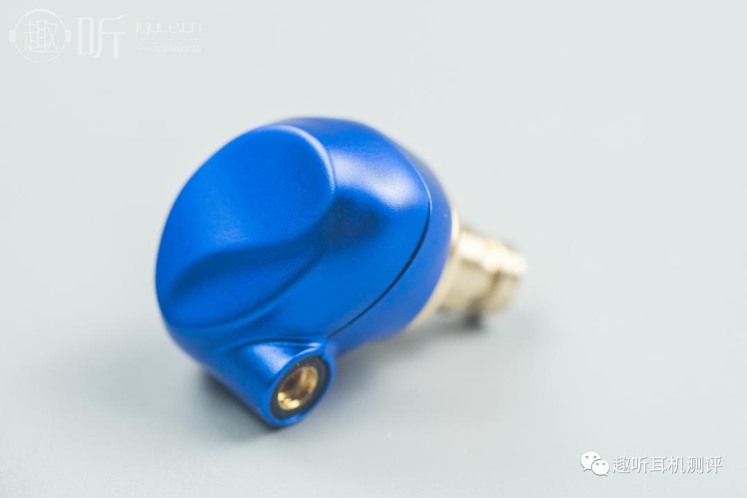 阿思翠入耳耳机,阿思翠飞鱼座耳机