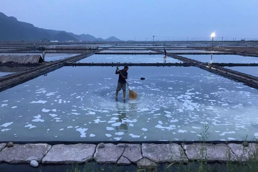 买盐是细盐好还是粗盐好,买盐怎么辨别是海盐