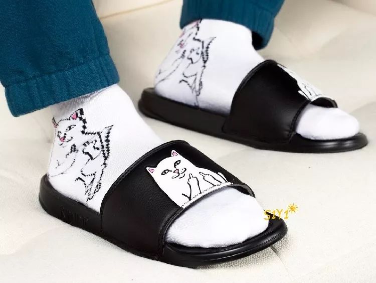 你穿的衣服这么土是大妈风吗,为啥我穿衣服总是那么土