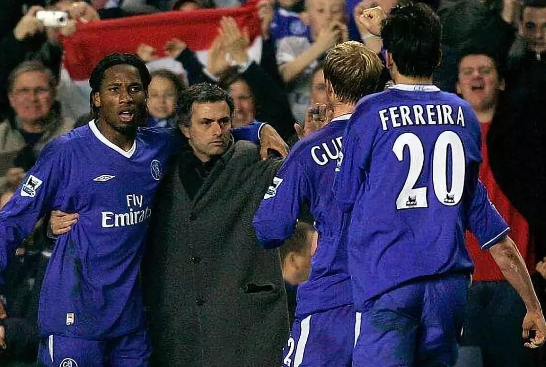 非洲刘德华宣布退役，3件事带你了解蓝军传奇！