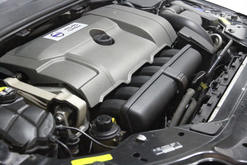 沃尔沃s80l翻新整备上海,沃尔沃s80l老车翻新福鼎