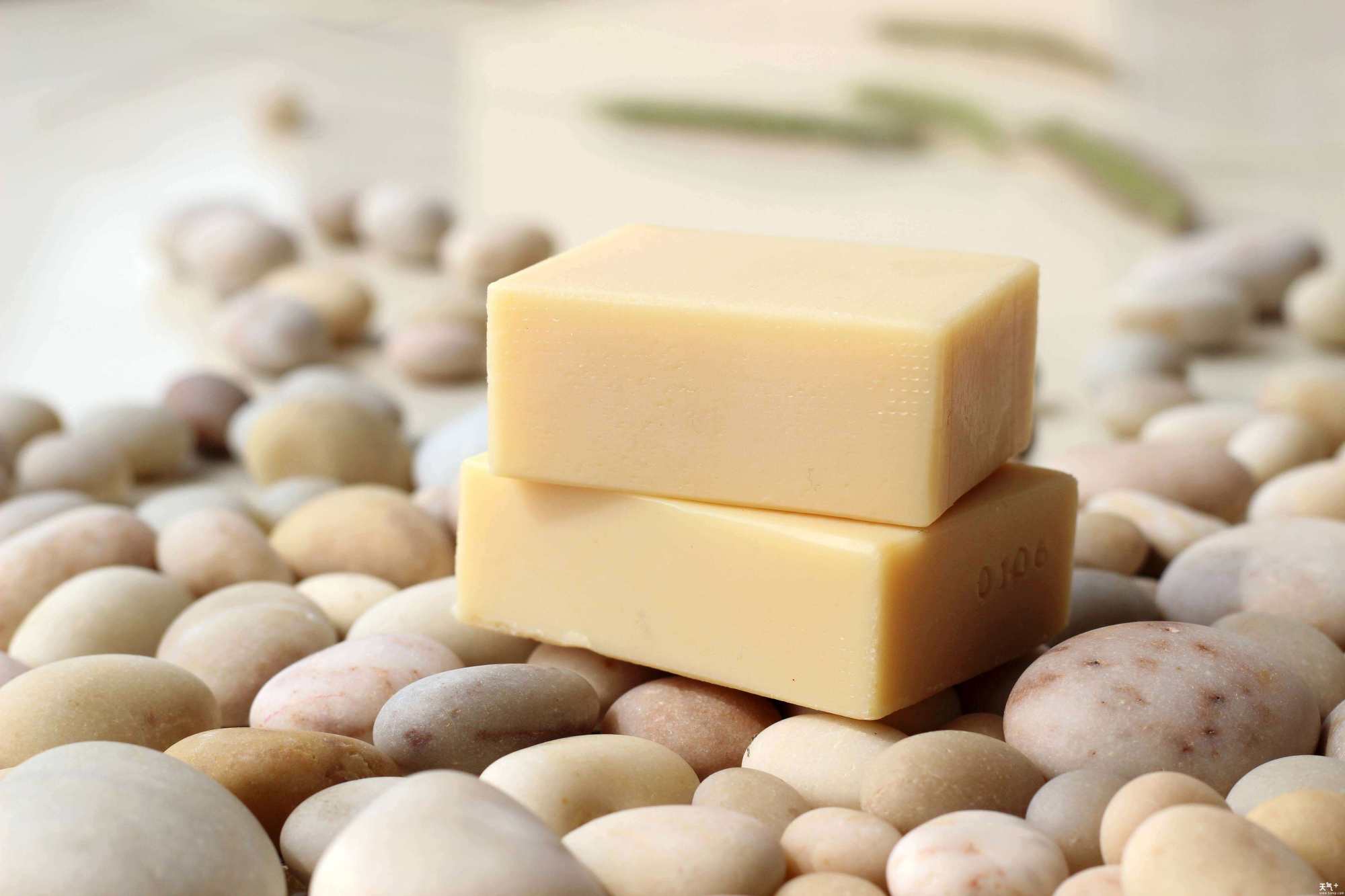 从零开始制作肥皂,穿越后怎么制作肥皂