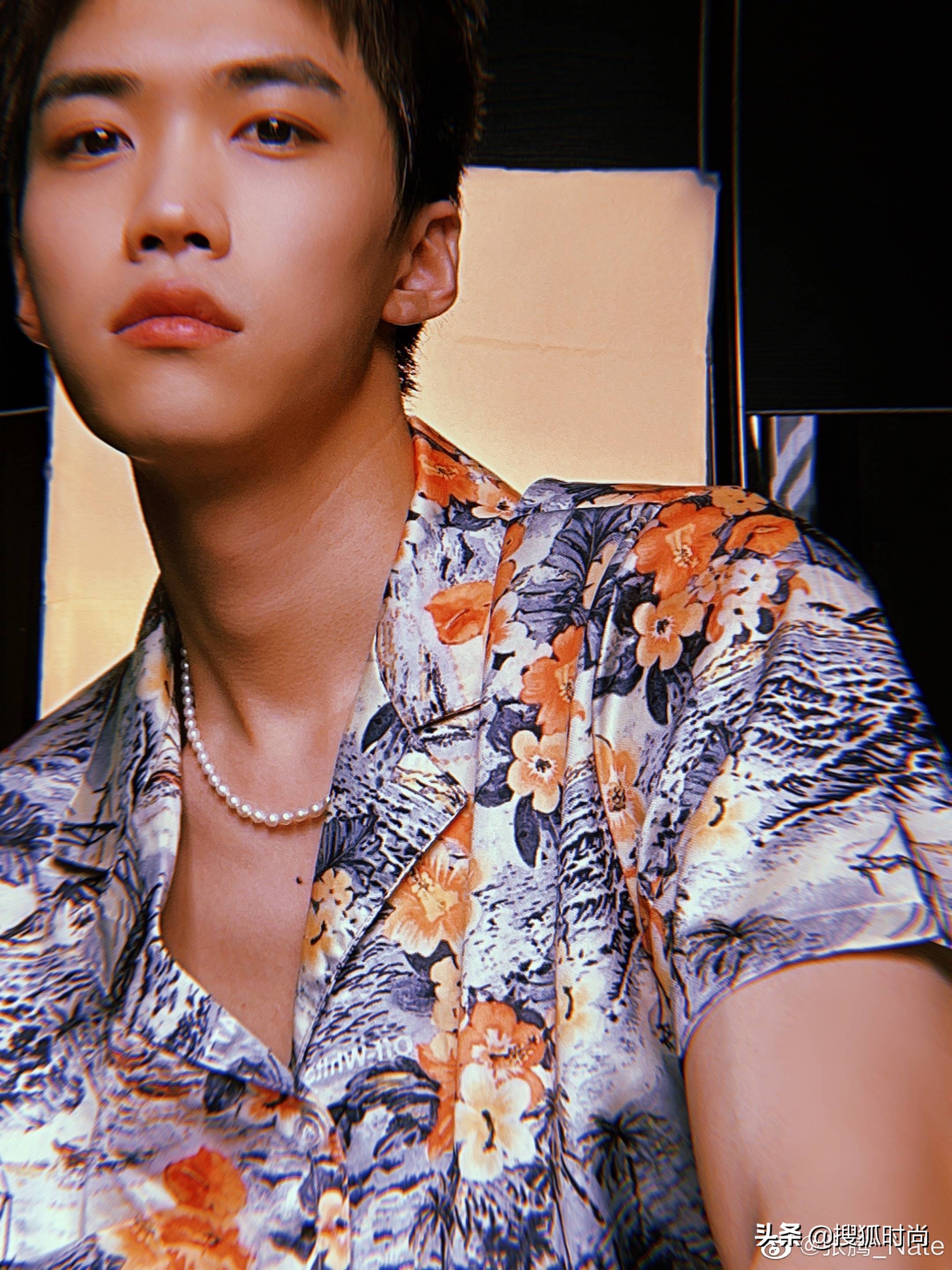 请接收这份张腾带来的国潮配饰搭配指南|中国风格·时尚微综艺