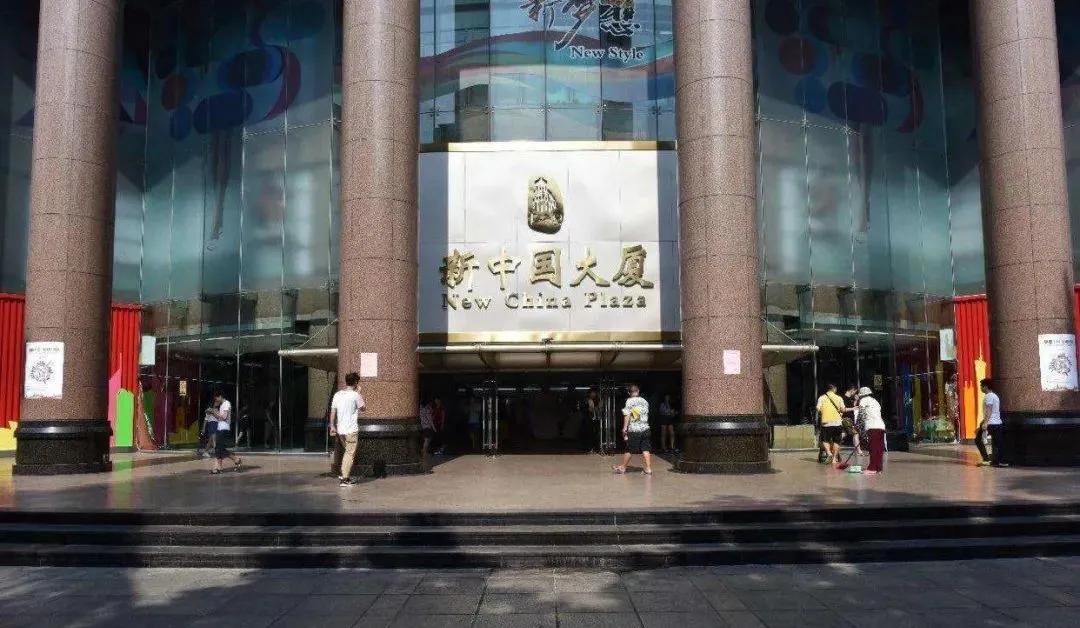 广州万佳服装批发市场今天的新闻,广州各大服装批发市场