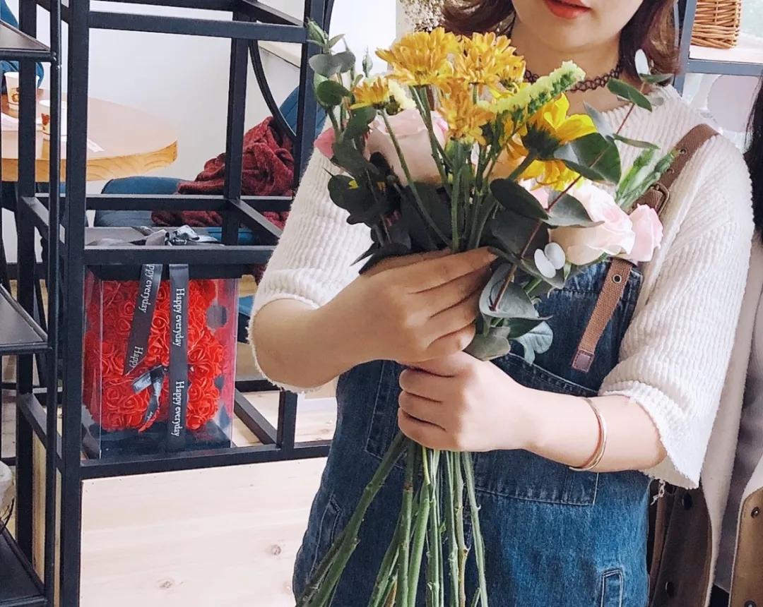 淡季花店如何吸引顾客,淡季花店如何运营