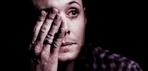 成年人的崩溃都在安静里,成年人的崩溃都是无声的大哭