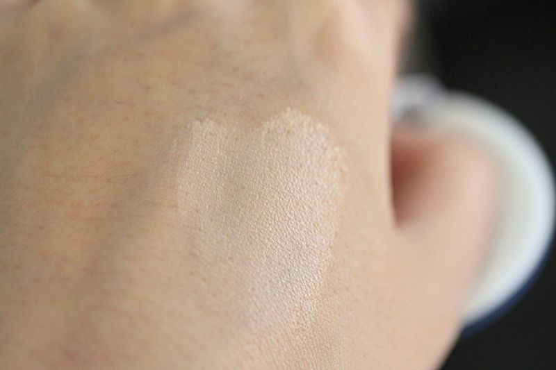 兰芝雪纱修颜气垫测评,兰芝雪润粉凝霜怎么样