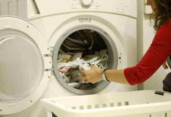 毛毛衣服怎么洗才能干净,毛毛衣服怎么洗干后才柔顺