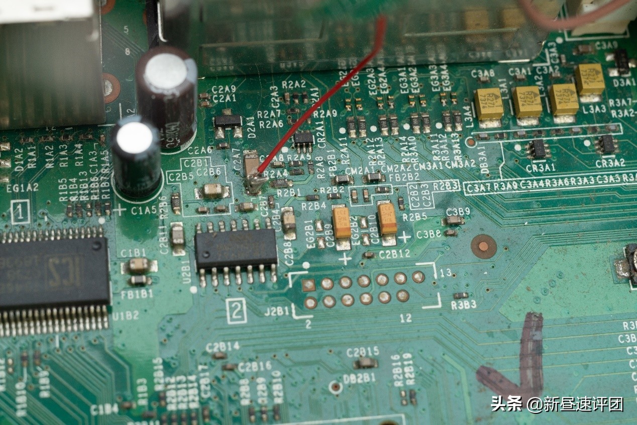 xbox360白色老版怎么拆,xbox360维修视频教程