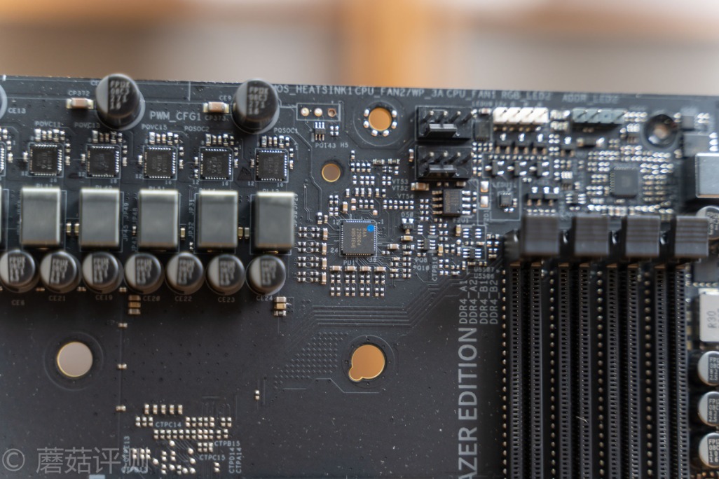 技嘉b550大雕主板评测,华擎x570太极雷蛇怎么样