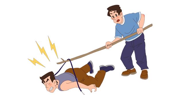 暴雨积水漏电自救方法,暴雨天气汽车涉水自救