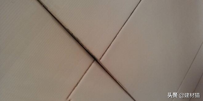 瓷砖大面积掉瓷怎么修补,瓷砖有点掉瓷怎么修补