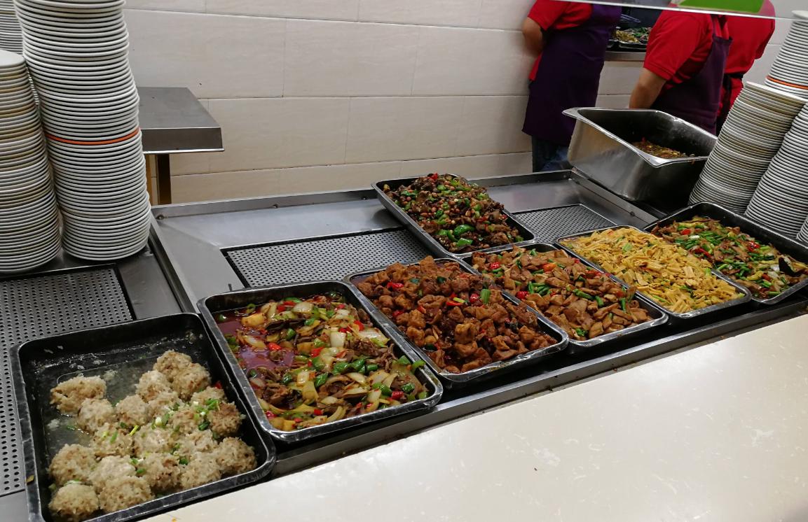 深圳龙华富士康吃饭的地方,龙华富士康吃什么饭