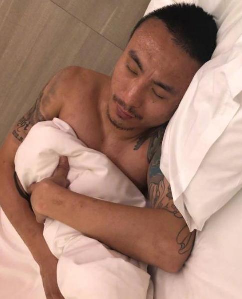 国足毛剑卿现在还踢球不,毛剑卿谈国足对新加坡