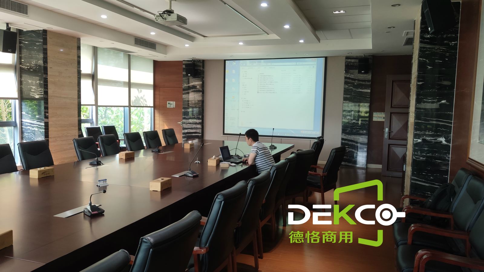 thinkpad笔记本连接投影仪,thinkpad笔记本无线网连接不可用