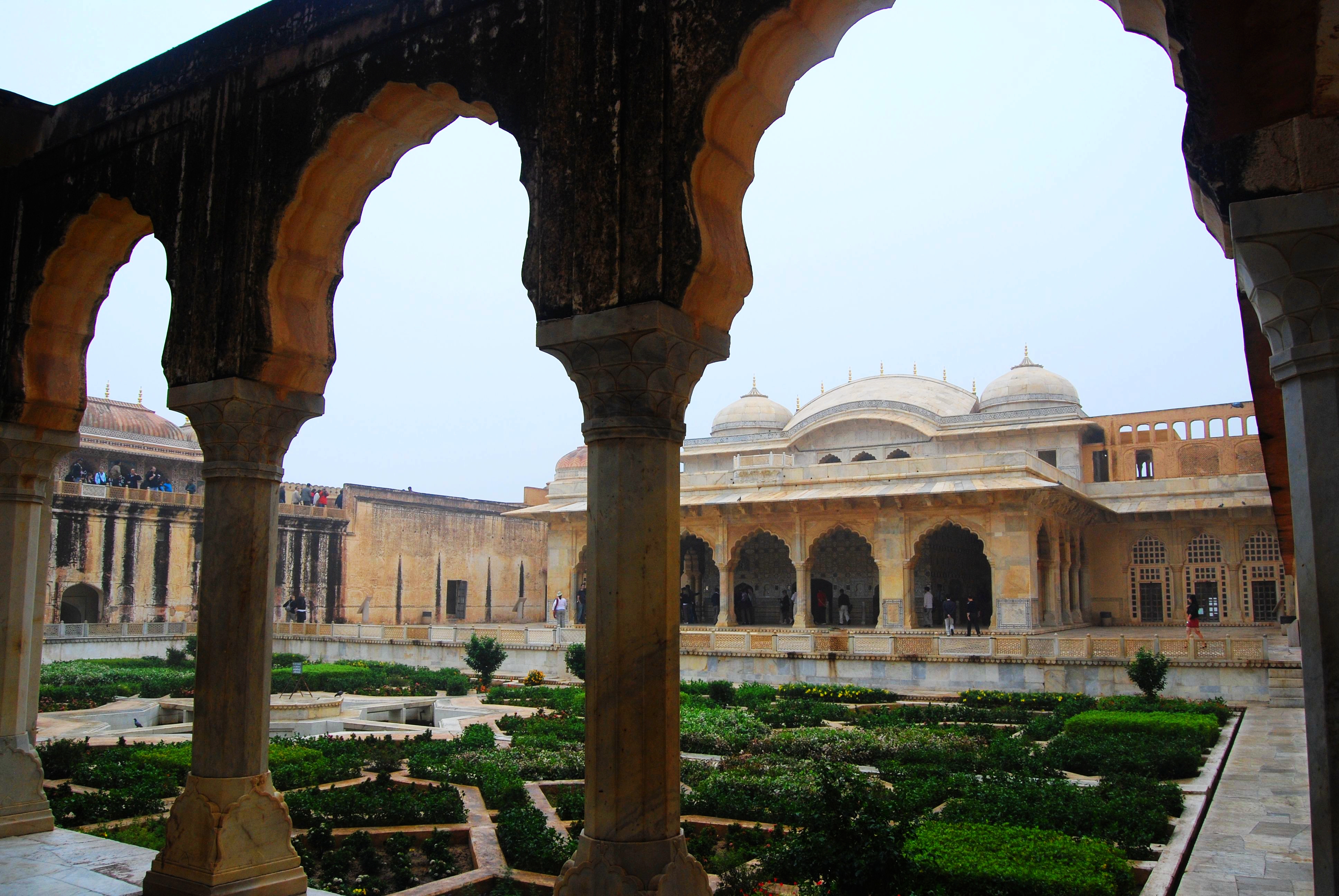 琥珀堡皇宫图片,琥珀堡镜宫