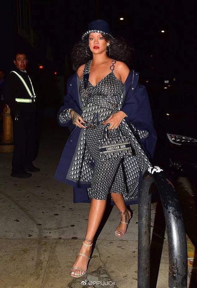 明星背的包包品牌,明星都在背的包包