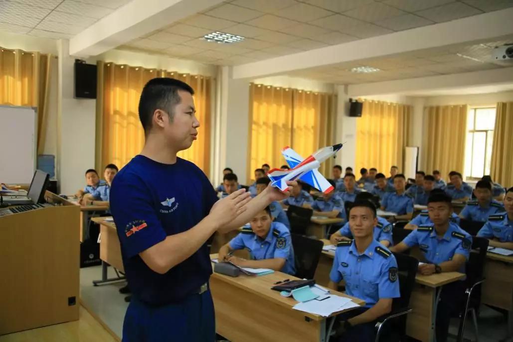 部队文职2023招聘公告,部队文职招聘2023信息表