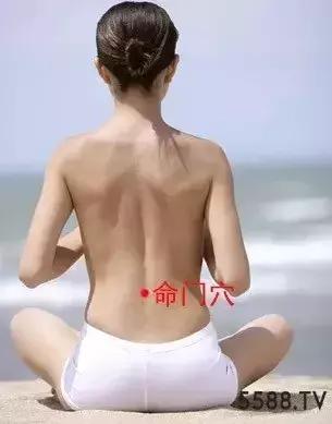 女人经常喊腰痛背痛怎么回事,女人喊腰疼什么原因