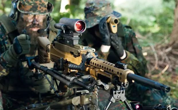 德国mg42通用机枪现代版,mg42机枪有多厉害