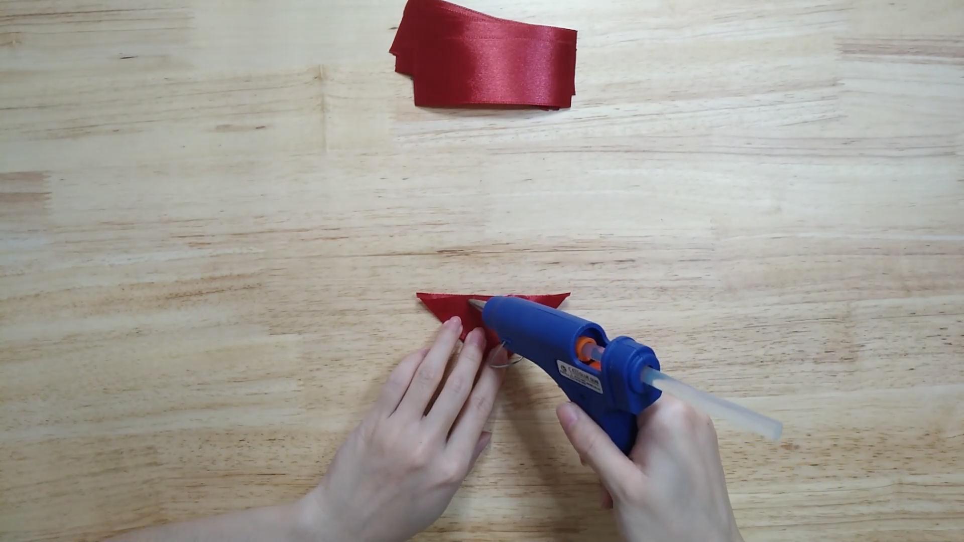 自制丝带玫瑰花花束,自制玫瑰花发饰图解