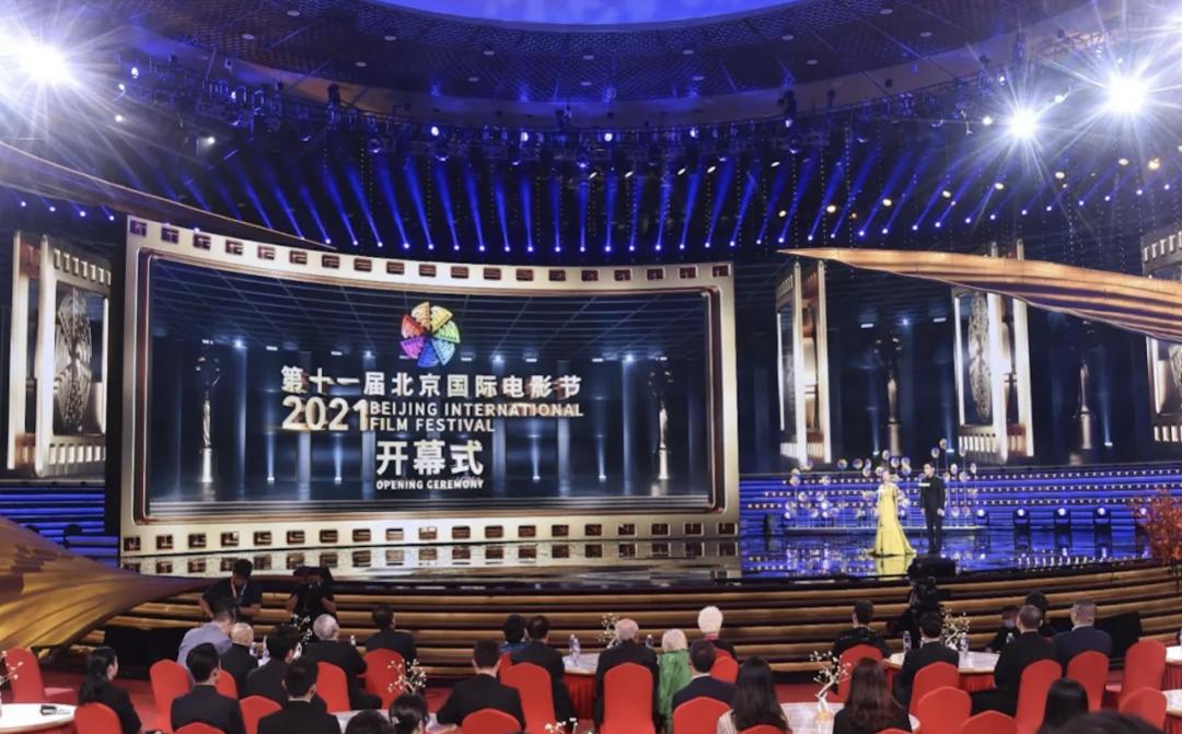 巩皇霸气红毯造型,巩皇红毯气场