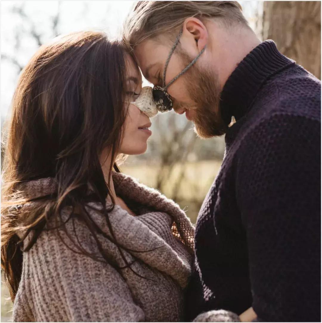 一到冬天，设计师就开始放飞自我，UGG出了一款“麻袋”？