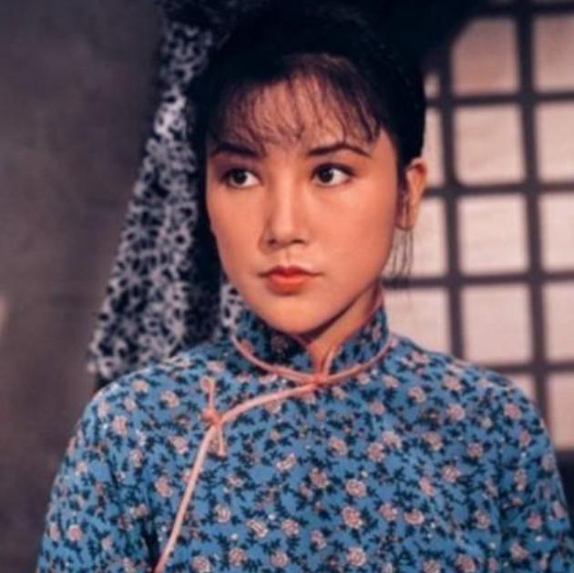 一代*星艳**遭封杀、被出轨，还毁容，69岁却重新光芒万众