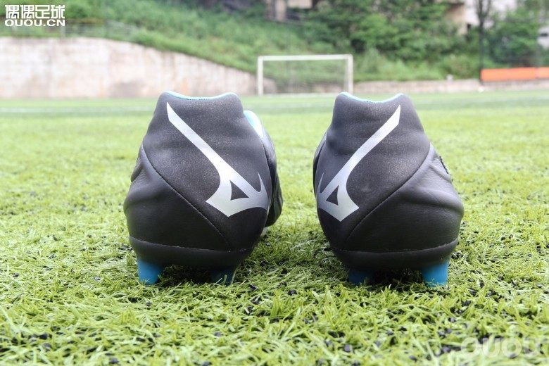 美津浓rebula3v2,美津浓rebulav1怎么样