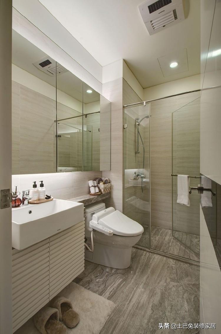 两夫妻的第1套房，榻榻米落灰、冰箱门打不开、下雨地漏反味…