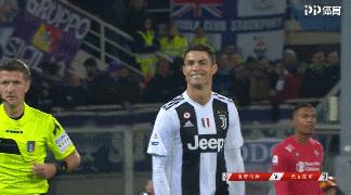 c罗里程碑之夜继续刷新纪录,c罗全场欢呼插兜走