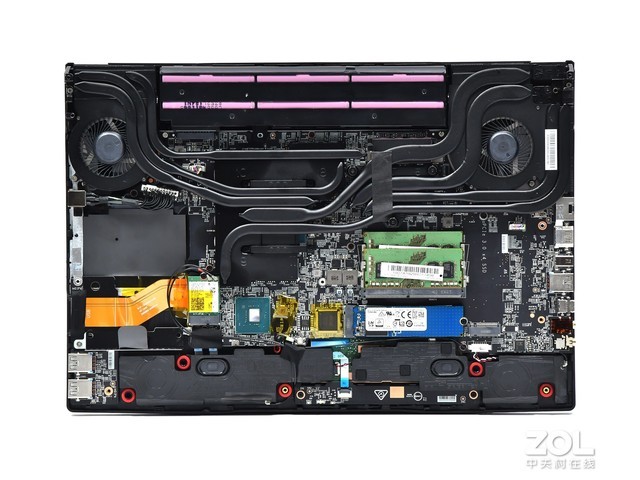 这键盘见第一眼就爱上了，笔记本原来还能这么好看