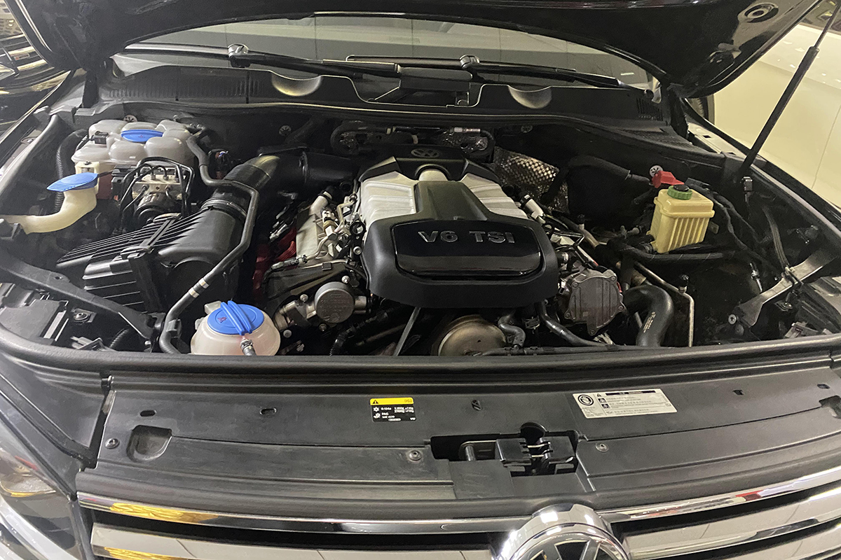 40万买二手途锐值吗,40万以内能不能买途锐