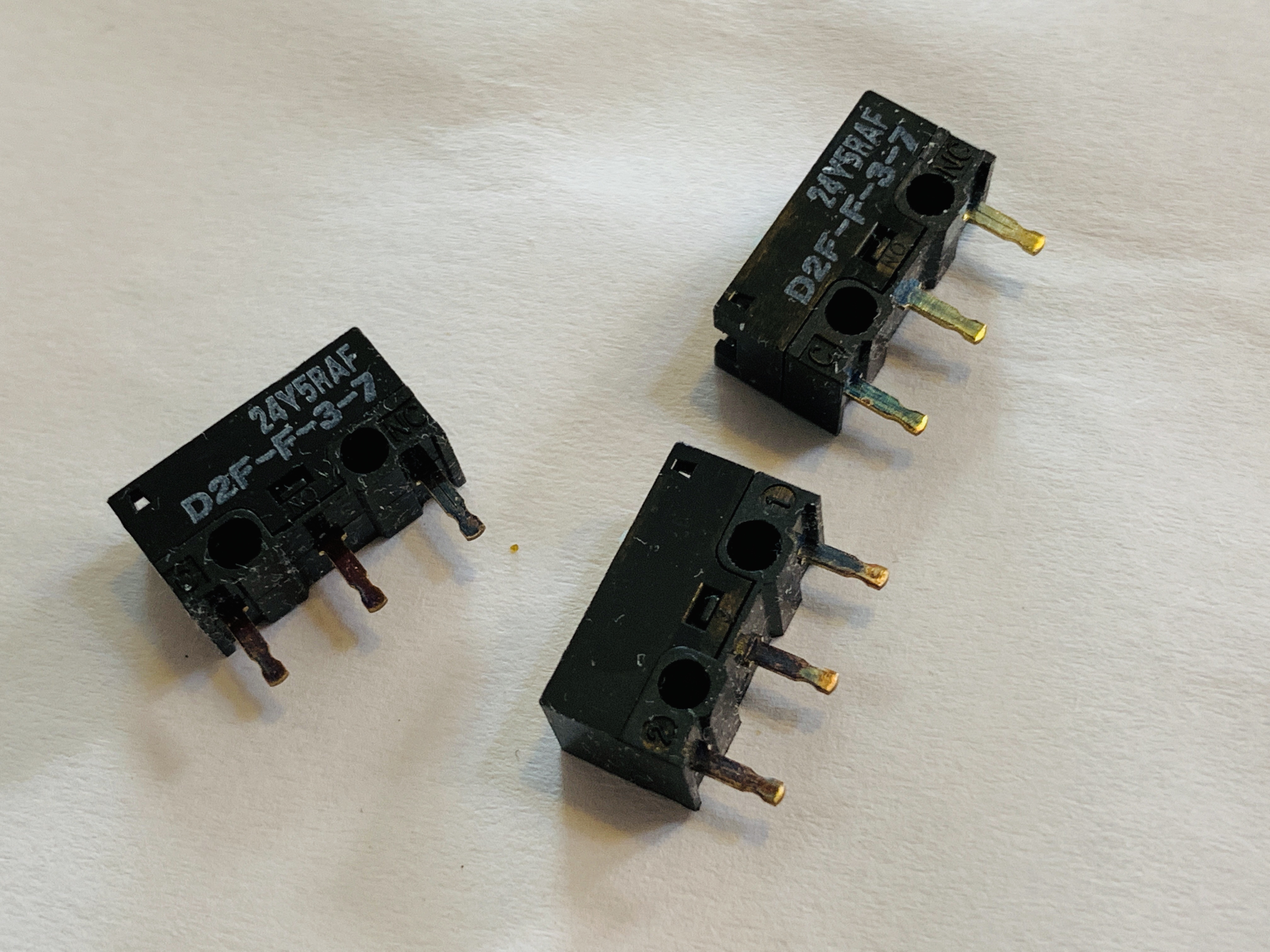 罗技m705鼠标可以复位吗,罗技m705鼠标续航时间