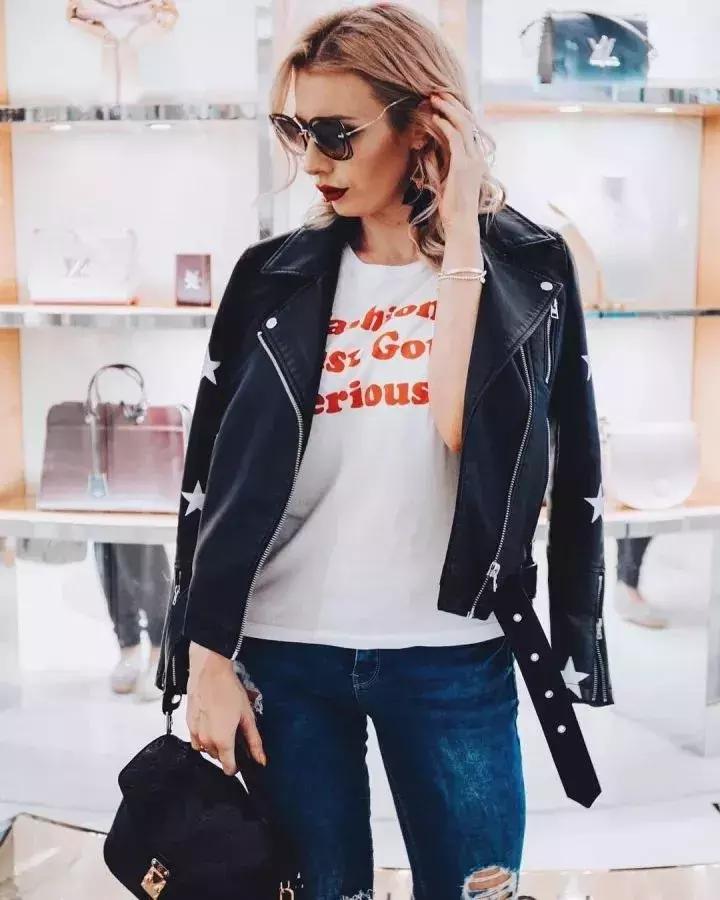 ysl和lv邮差包哪个更好,chanel和ysl包哪个好