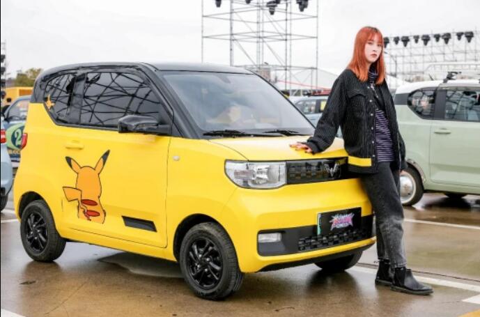 五菱miniev马卡龙215km快充,五菱miniev马卡龙120公里实测