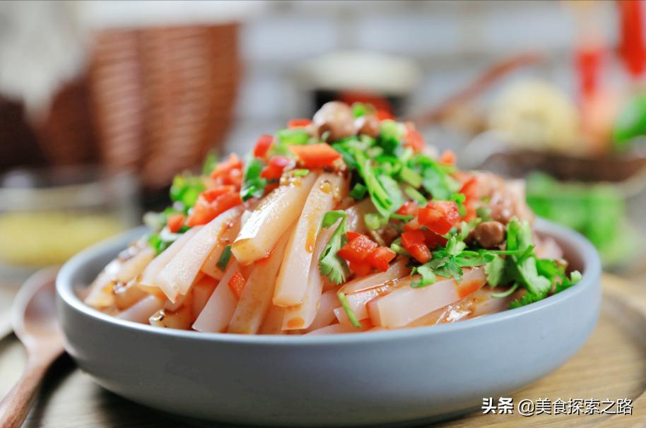 夜市小吃街摆地摊卖什么最赚钱,夜市摆摊做什么成本最低最赚钱