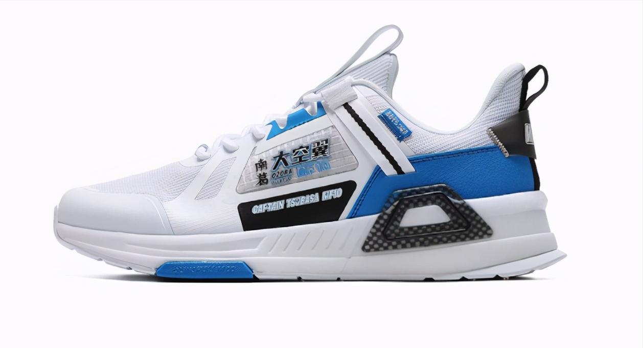 国货鞋对比耐克阿迪,阿迪耐克十大最值得买的鞋