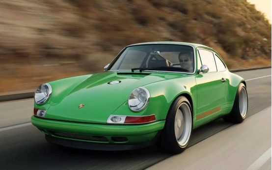 保时捷911高速回头率,保时捷911街拍回头率