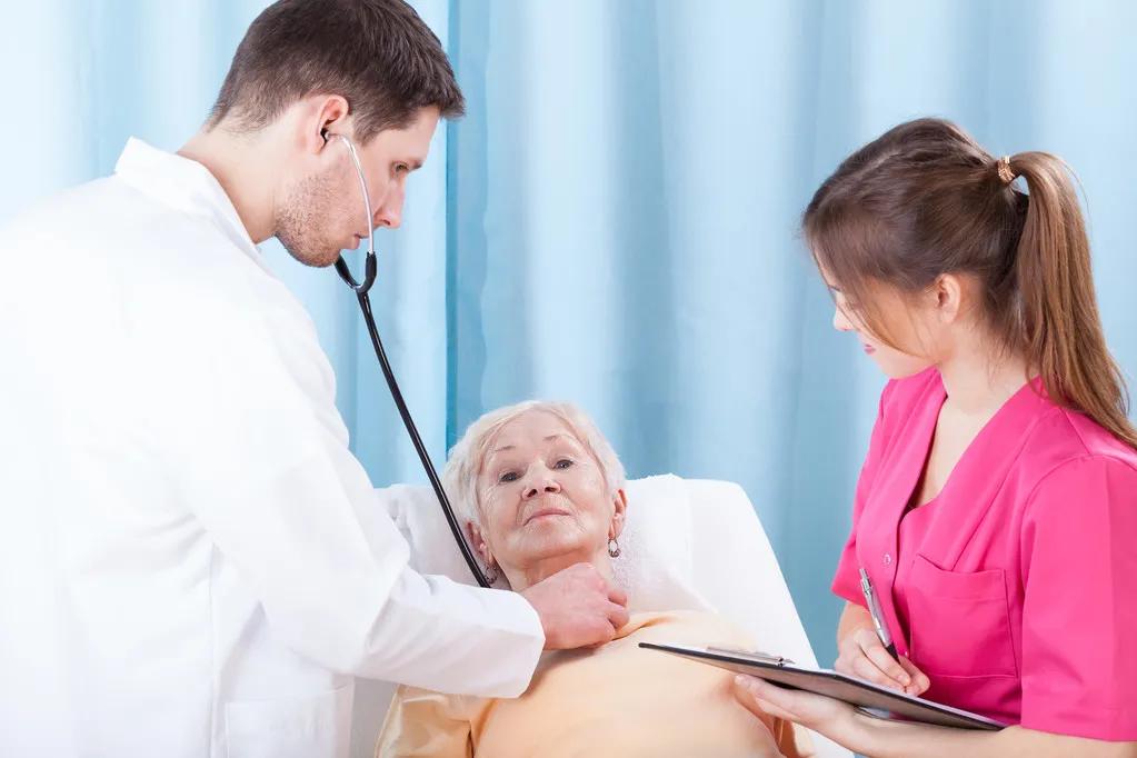 白癜风要治疗多长时间才可以复色,嘴巴上的白癜风能彻底恢复吗