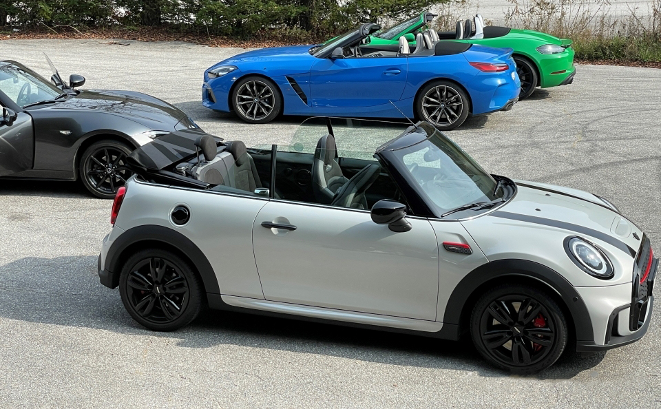 推荐几款性价比高的硬顶敞篷车,最帅的硬顶敞篷车推荐