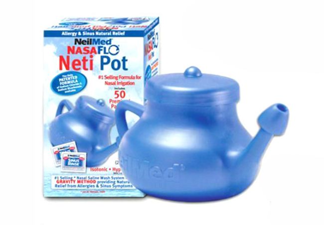 冬天洗完澡给宝宝擦什么好,几个月的孩子可以用洗鼻水