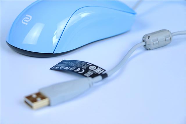 卓威s2鼠标用的什么微动,卓威带你体验什么叫专业电竞鼠标