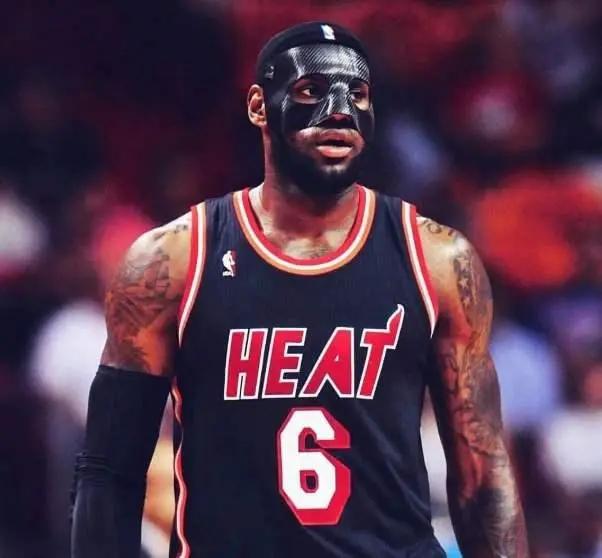 nba球员篮球装备,nba球员穿的球服一般多少钱