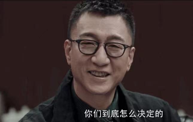 《扫黑风暴》热播，孙红雷的演技引发热议，网友认为表演太过浮夸