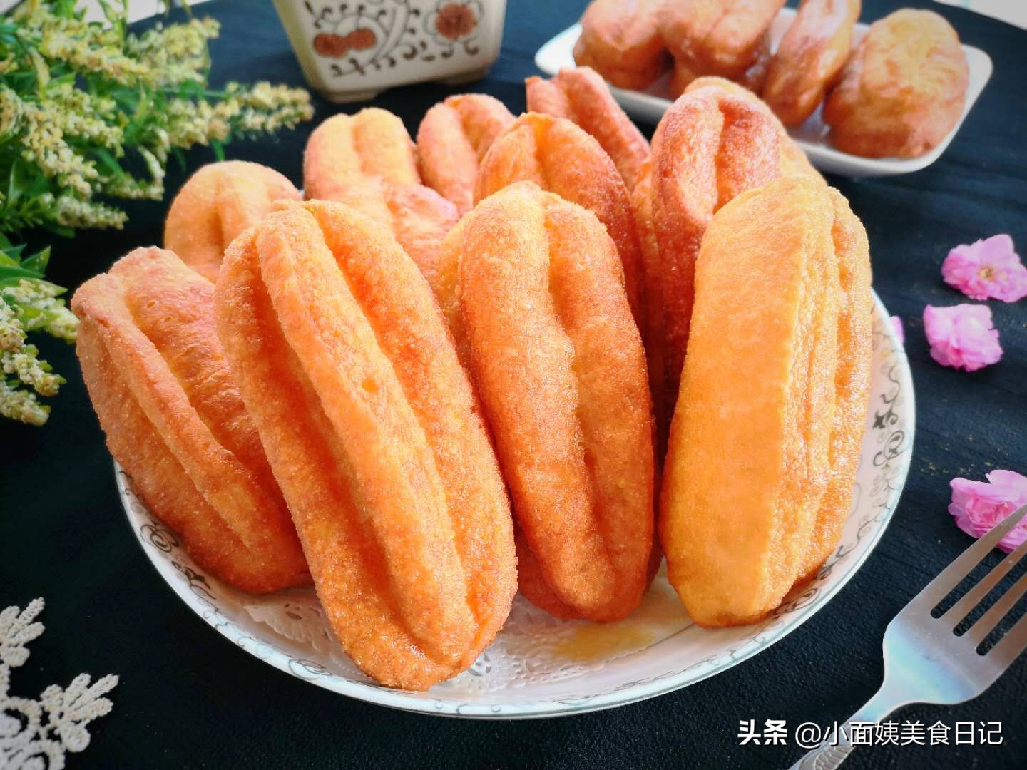 炸油条用小苏打怎么做酥脆松软,炸油条放苏打粉泡打粉酵母粉配方