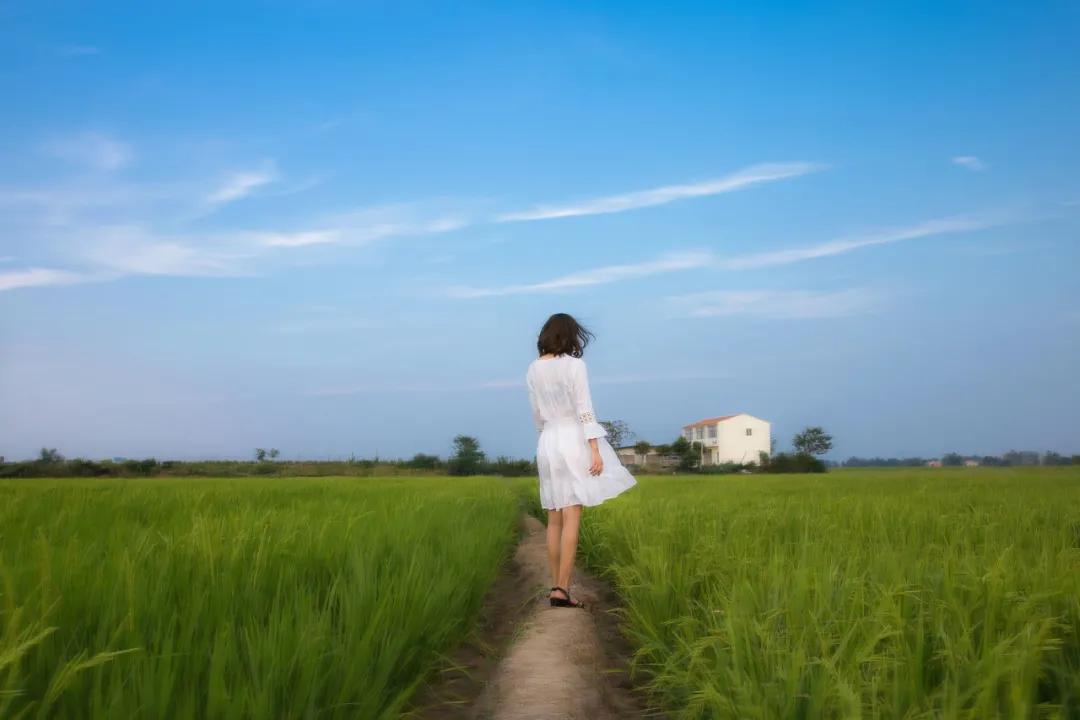 人生是一场坎难的修行,人生最难的修行是红尘炼心