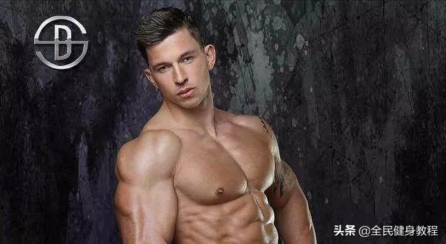 如何锻炼让胸肌更有型,胸肌大训练方法